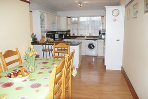 Kitchen / Diner- click for photo gallery